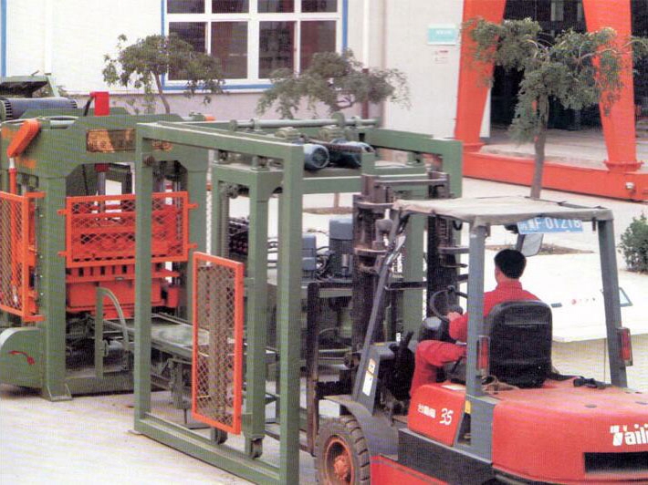 实用型系列制砖机生产线